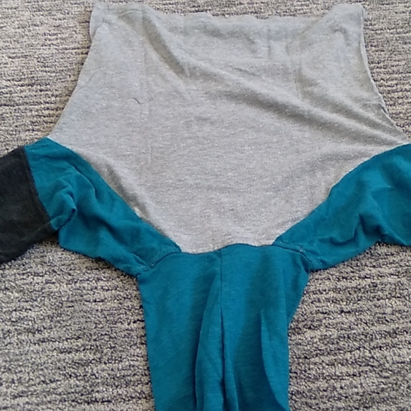 Old navy size 8 boys play clothes - Picture 4 of 6